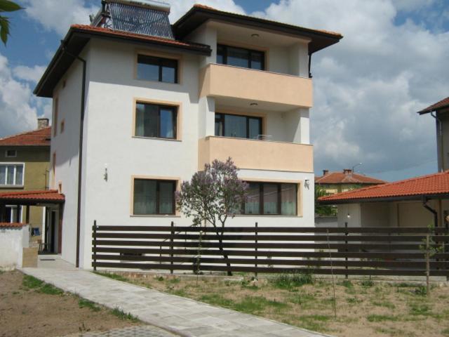 Khan Krum House & Apartments For Rent Elin Pelin Экстерьер фото